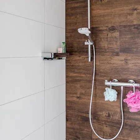 Апартаменты Penthouse Zwischen Eifel Und Mosel Bekond